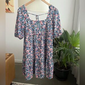 NWT BCBG Paris Floral Print Tie-Back Mini Dress